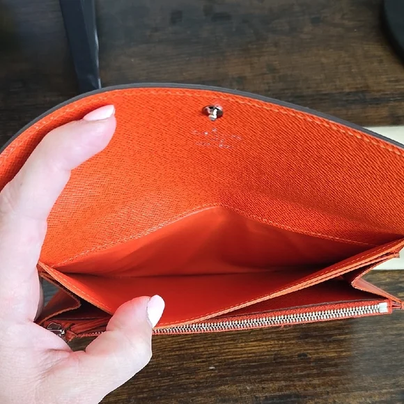 Louis Vuitton Orange Epi Emilie Wallet - Picture 11 of 16